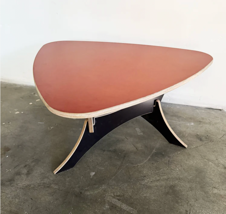 Tri - Oval Table 2025